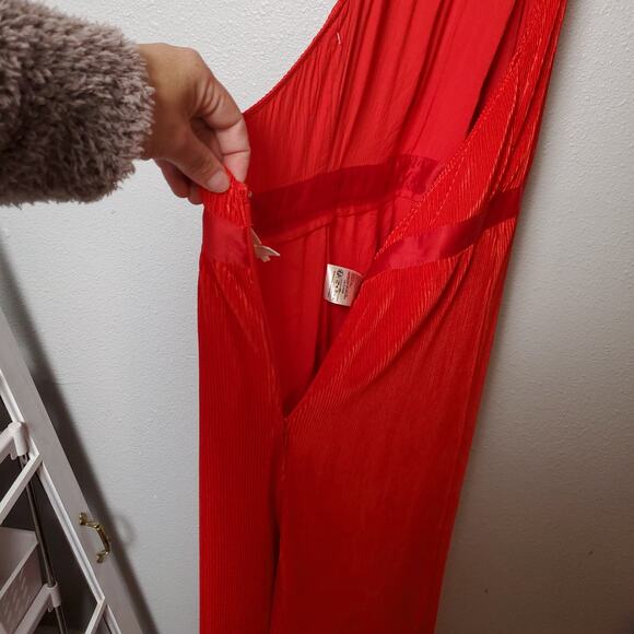 NWT ANTHROPOLOGIE Pleated Halter Neck Jumpsuit - Picture 11 of 12